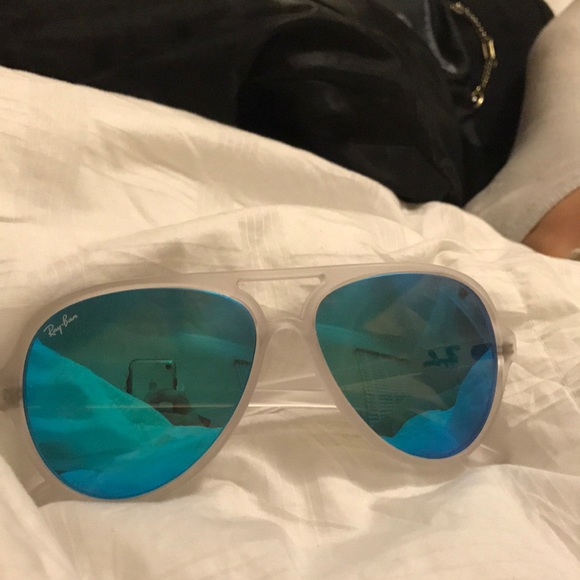 Ray Ban Accessories - Ray-Ban Cats 5000 (RB4125)